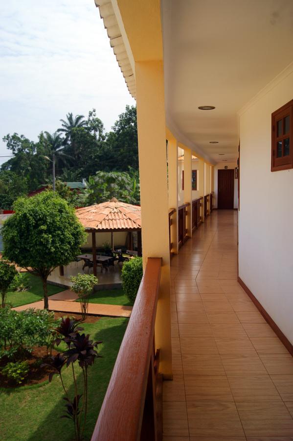 Sao Pedro Guesthouse Sao Tome Exterior photo